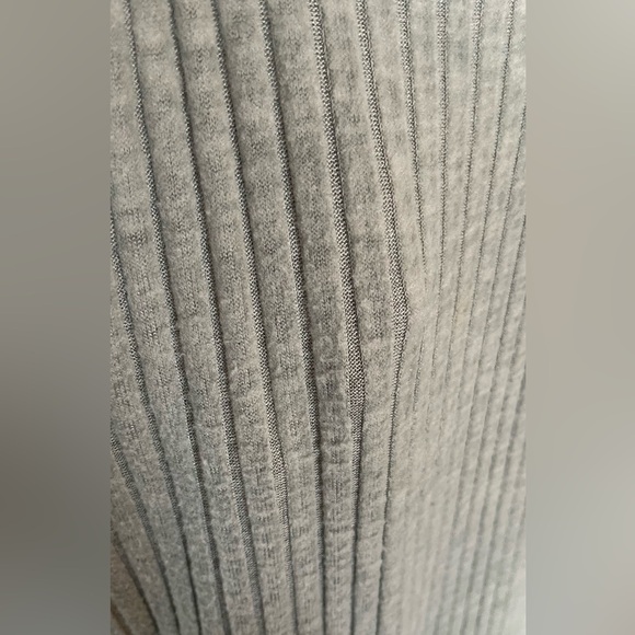 SHEIN Curve- Comfort and Style in One!  Olive Green Ribbed Dress, loungewear! - Picture 10 of 11